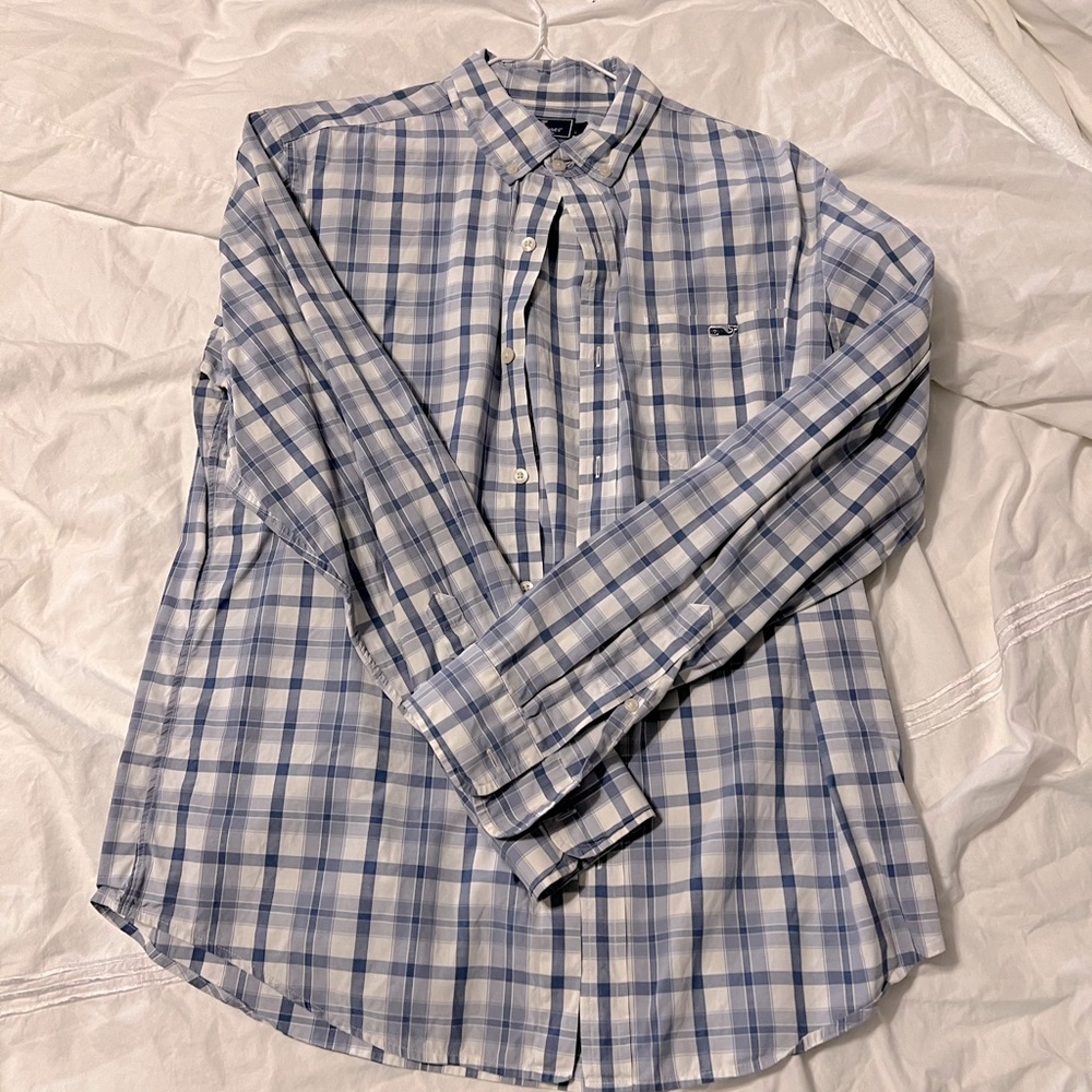 Vineyard vines